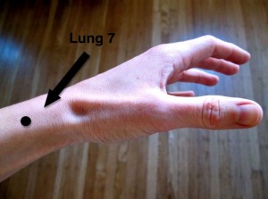 lung-7-acupuncture-point-300x223
